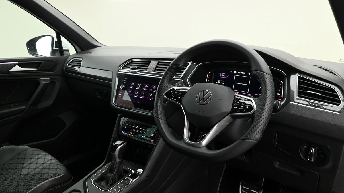 More views of Volkswagen Tiguan