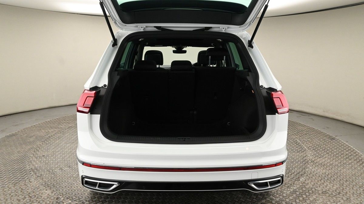 Volkswagen Tiguan Image 10