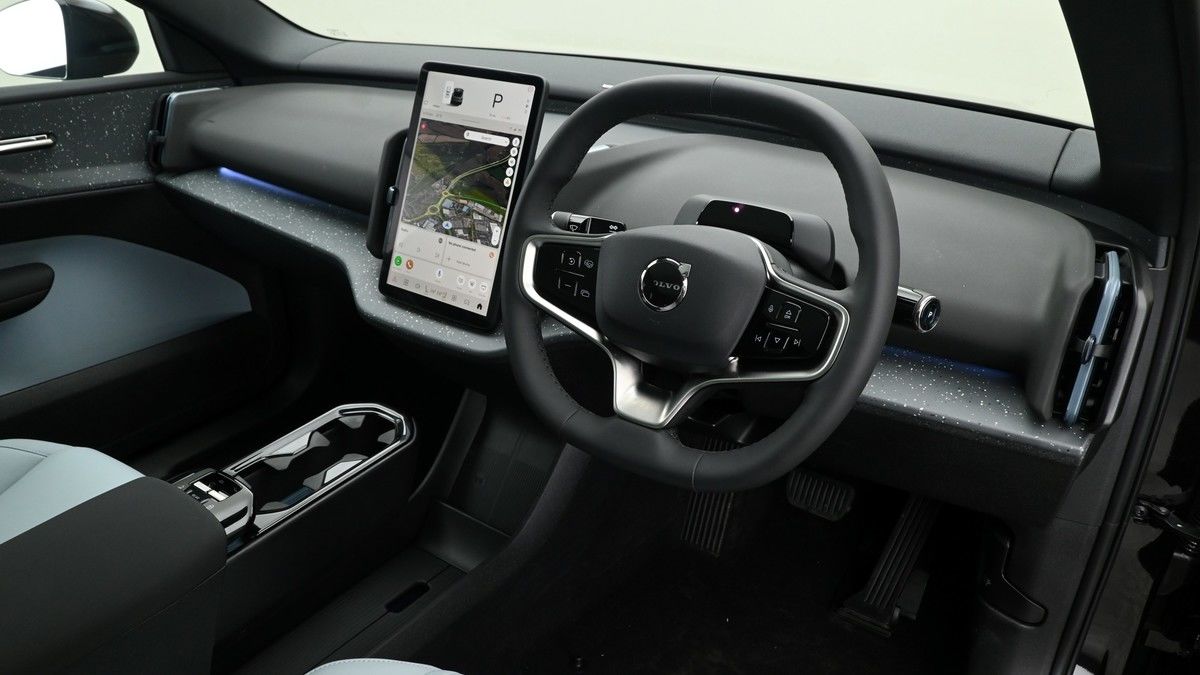 Volvo EX30 Image 3