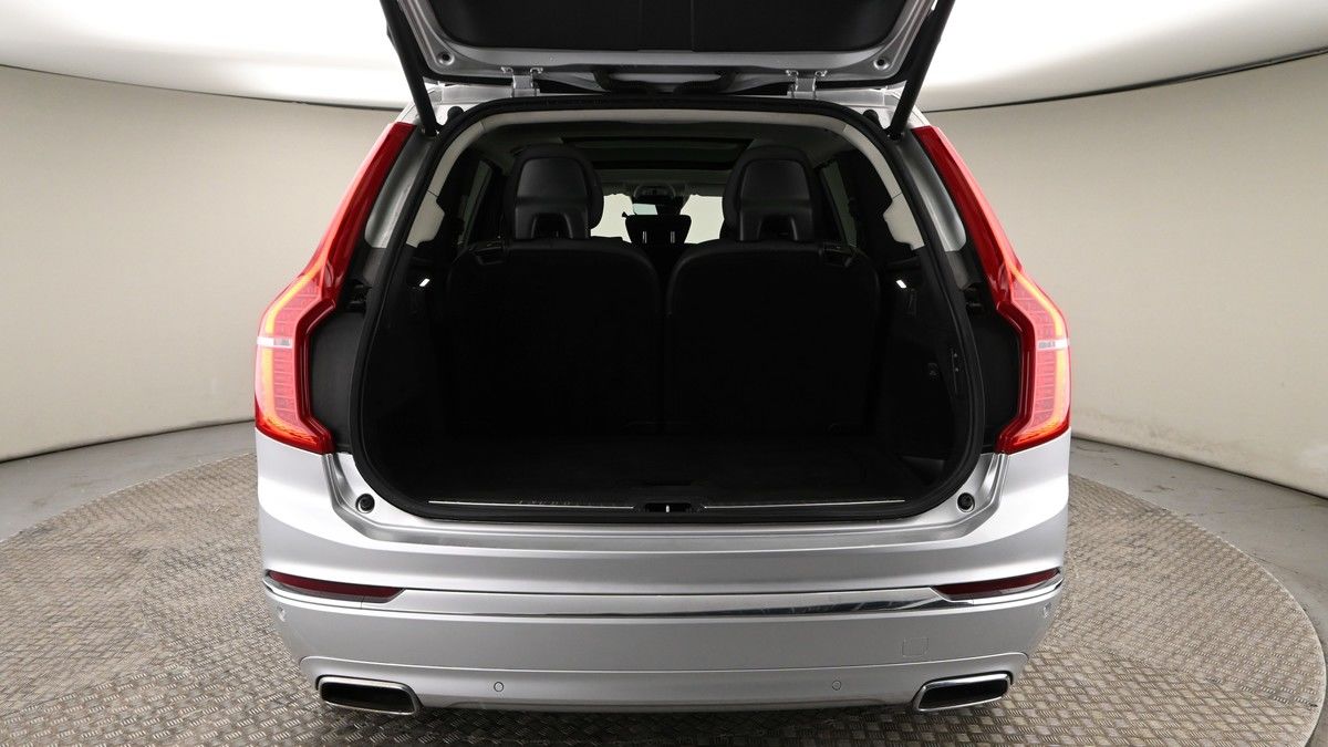 More views of Volvo XC90