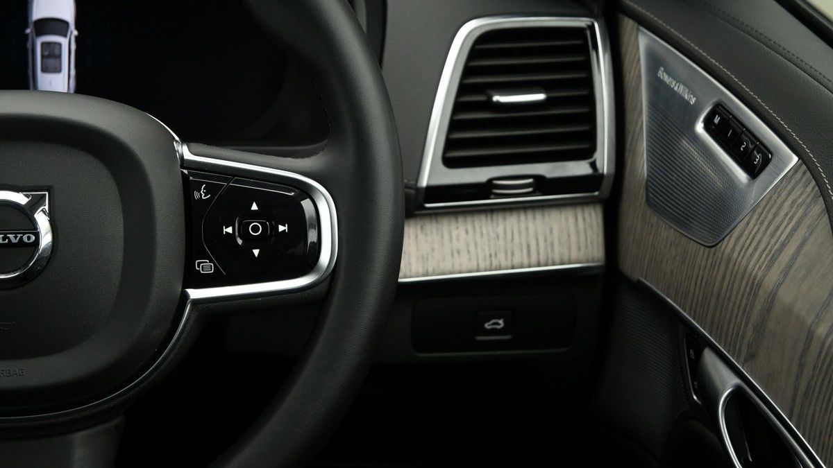 Volvo XC90 Image 16