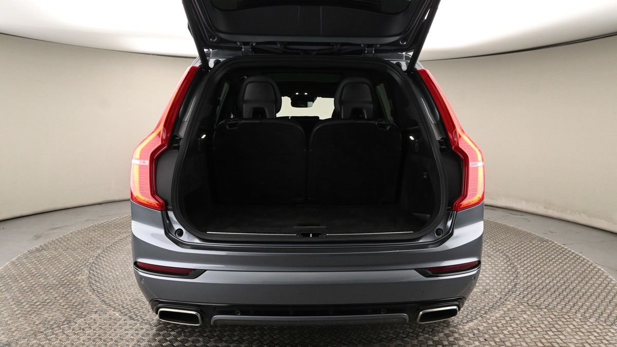 More views of Volvo XC90