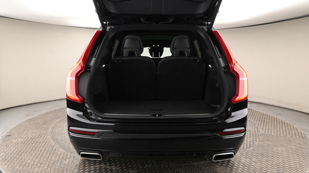 More views of Volvo XC90