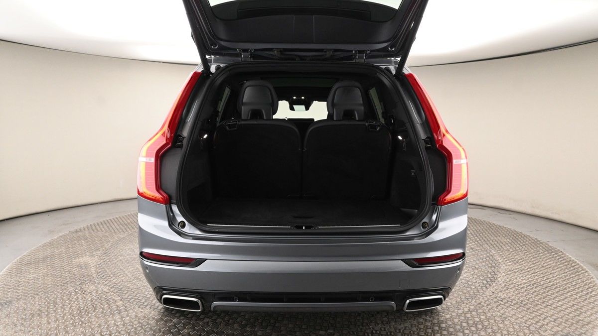 More views of Volvo XC90