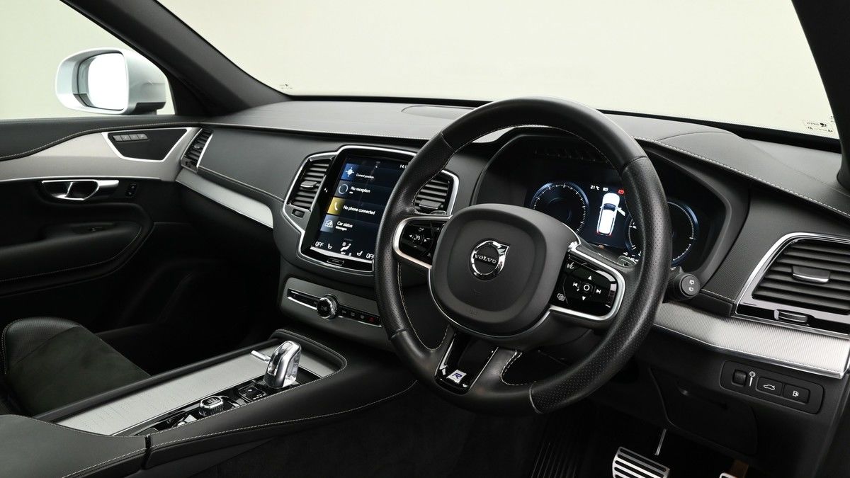 Volvo XC90 Image 3