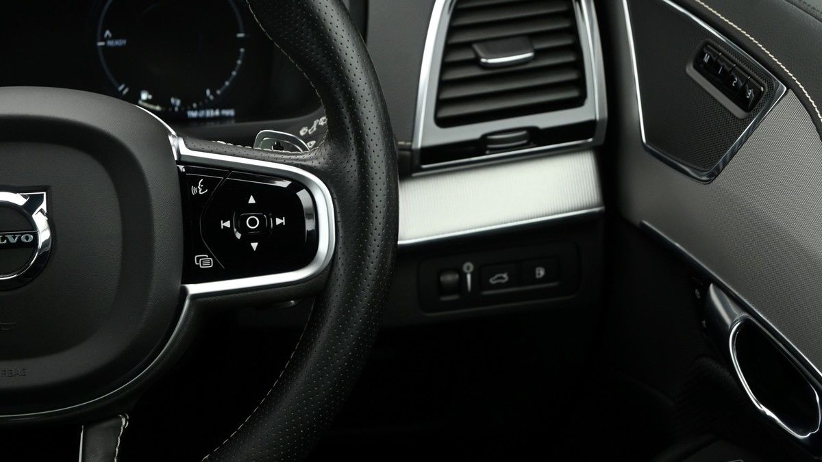 More views of Volvo XC90