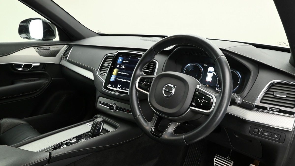 Volvo XC90 Image 3