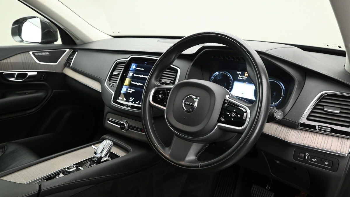 More views of Volvo XC90