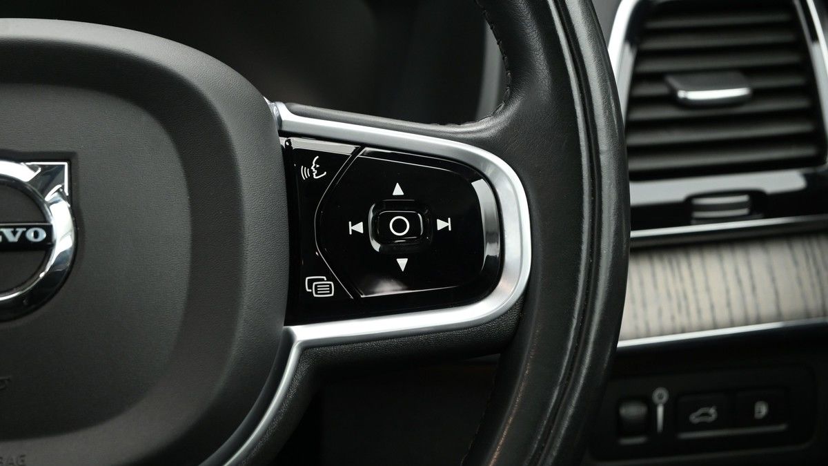 Volvo XC90 Image 16