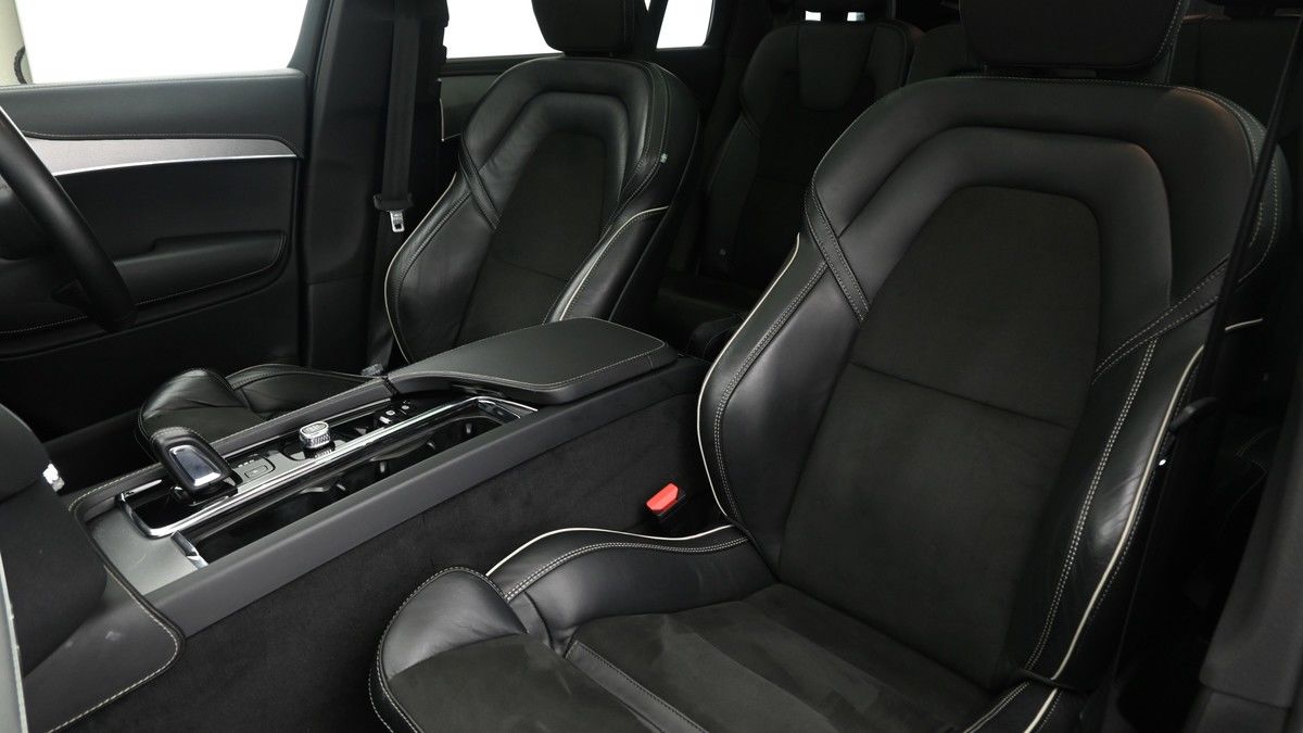 More views of Volvo XC90