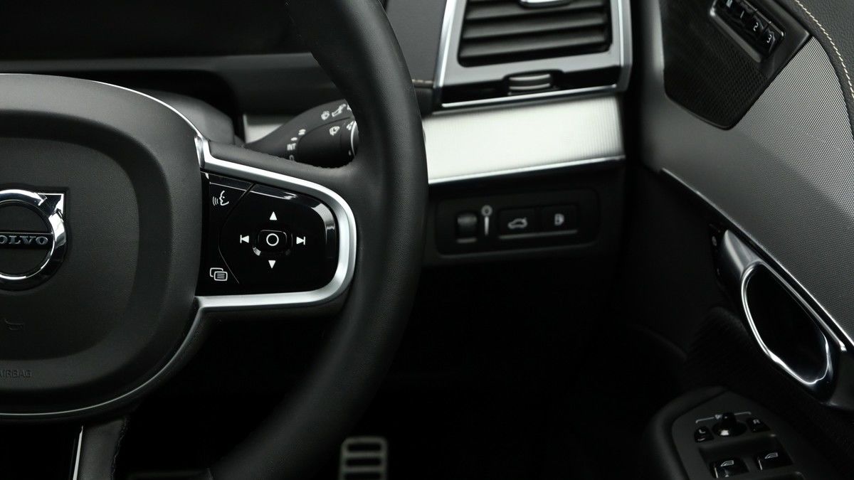 More views of Volvo XC90