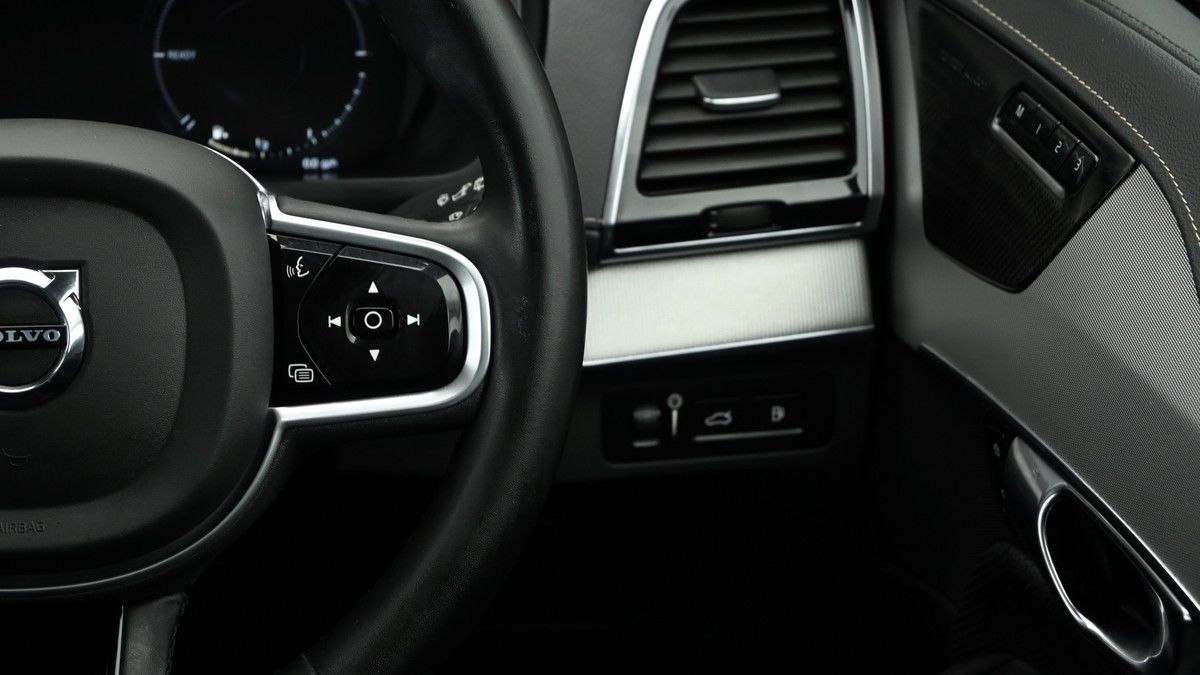 Volvo XC90 Image 16