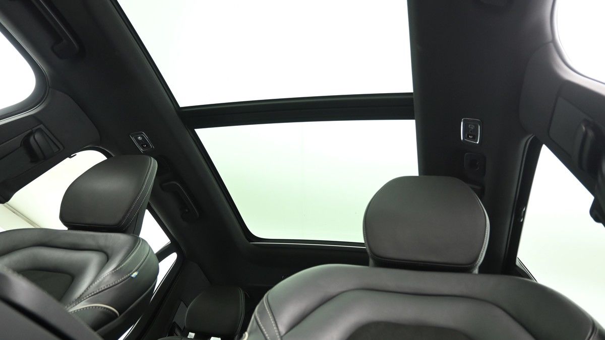 Volvo XC90 Image 2