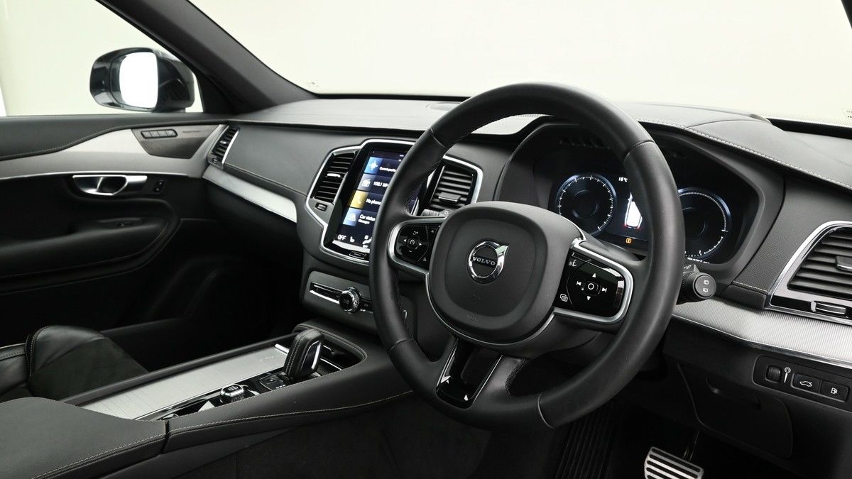 Volvo XC90 Image 3