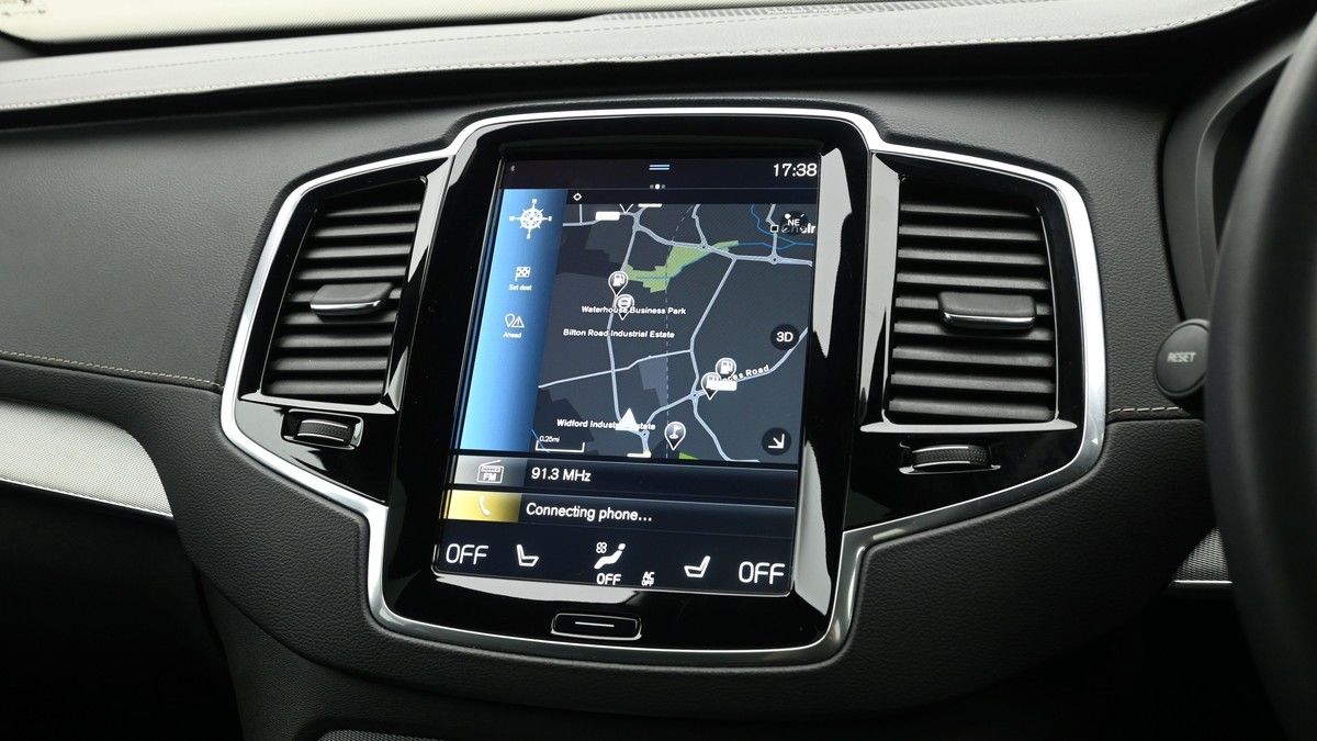 Volvo XC90 Image 11