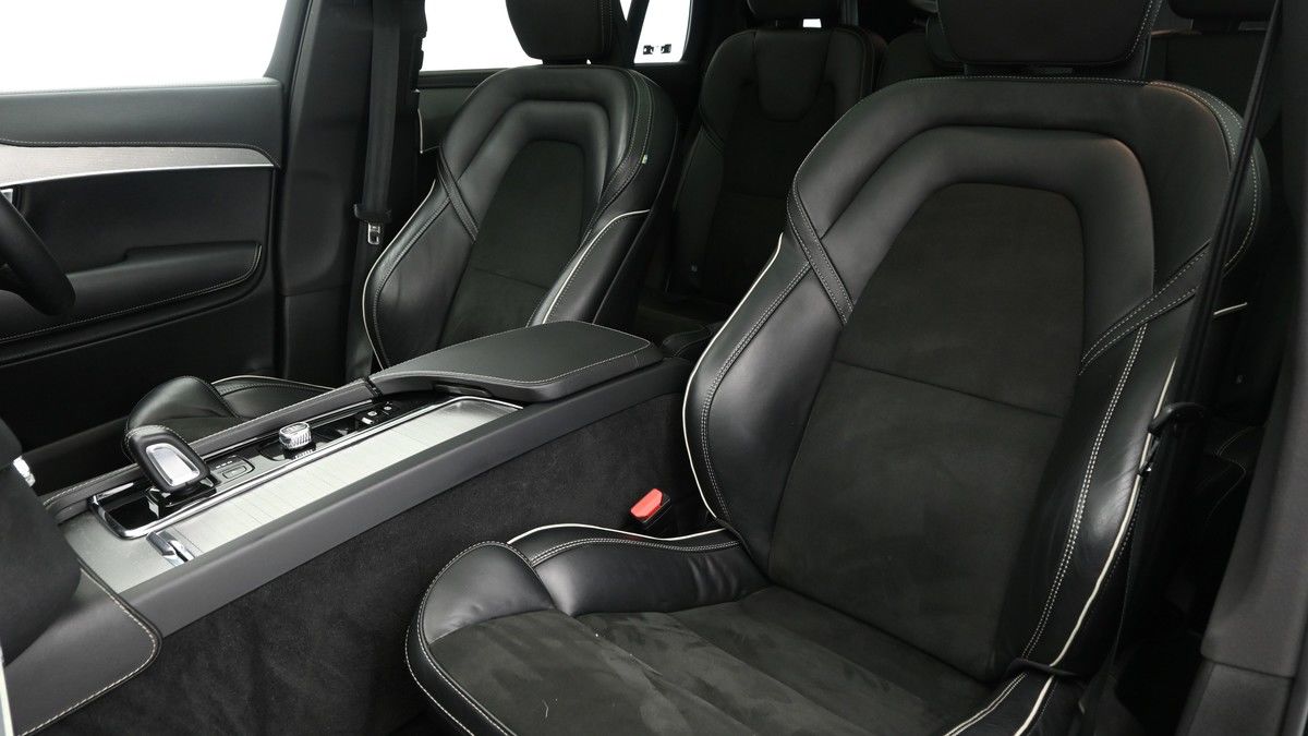 Volvo XC90 Image 4