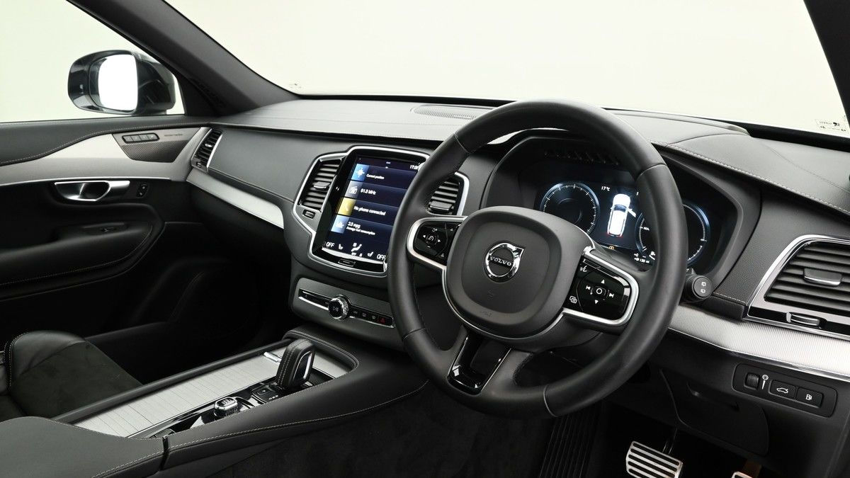 Volvo XC90 Image 3