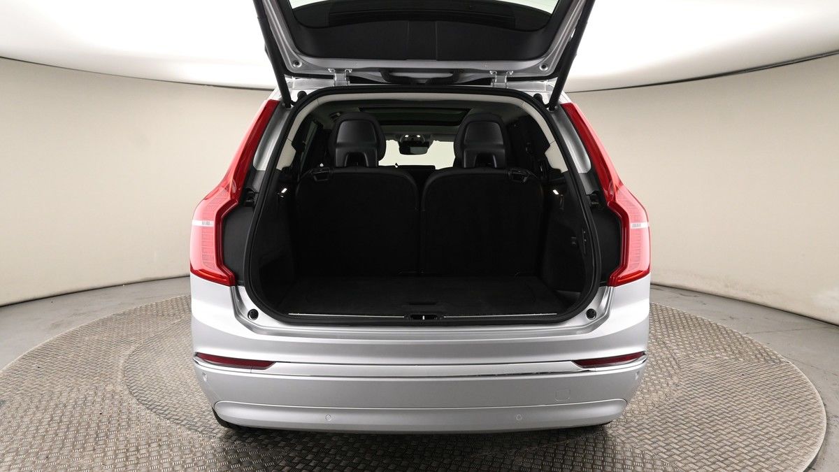 More views of Volvo XC90