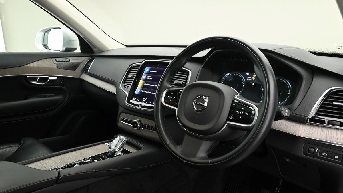 Volvo XC90 Image 3