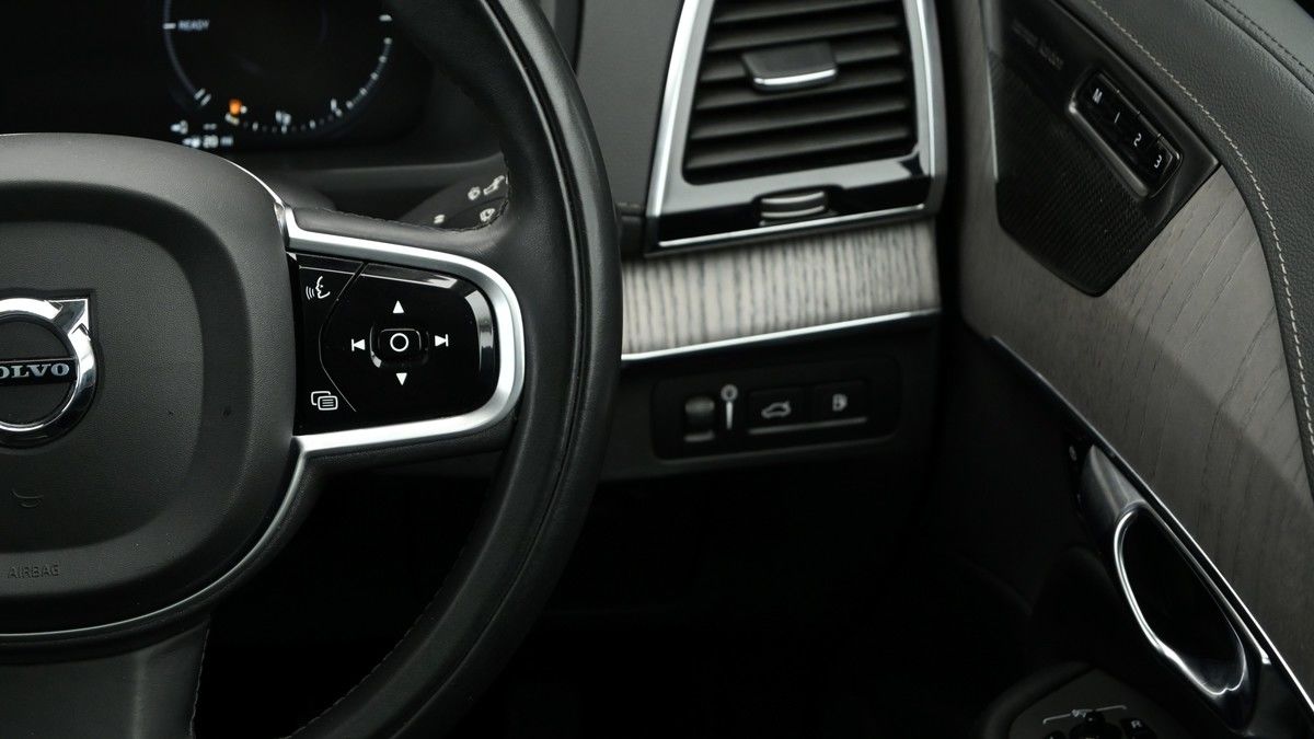 Volvo XC90 Image 16