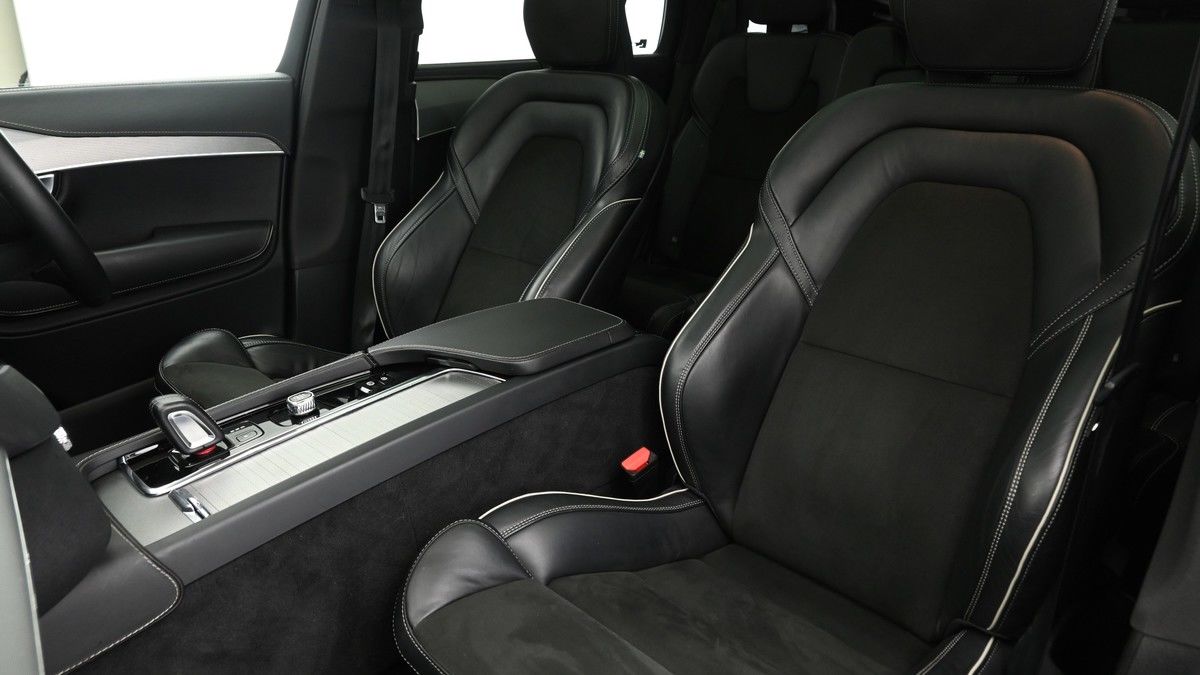 Volvo XC90 Image 4