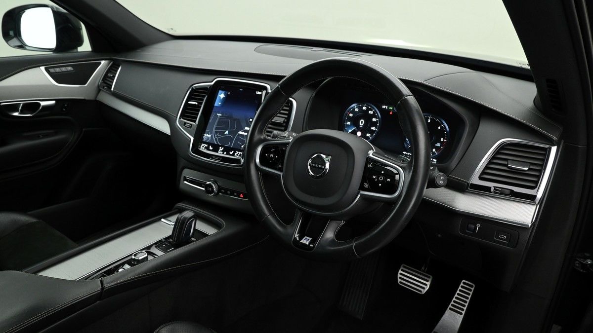 Volvo XC90 Image 3