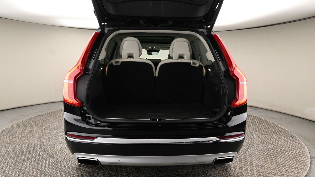 More views of Volvo XC90