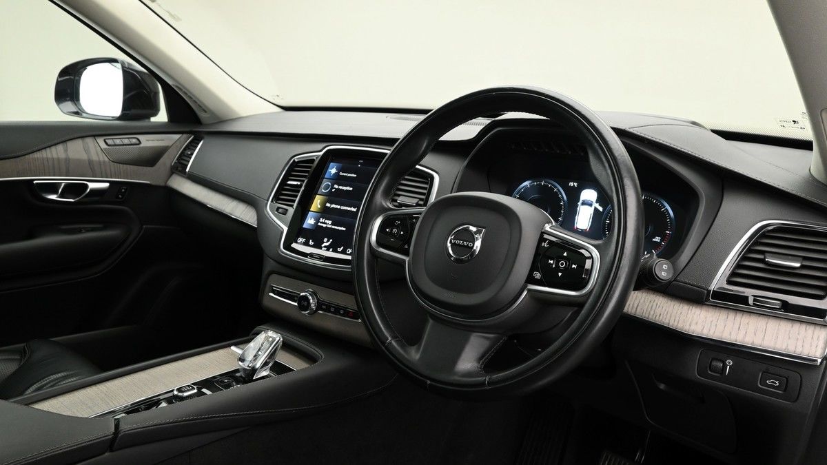 Volvo XC90 Image 3