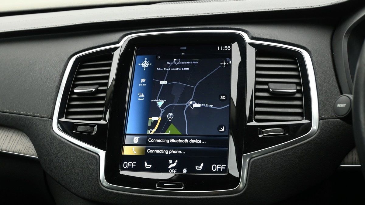 Volvo XC90 Image 11