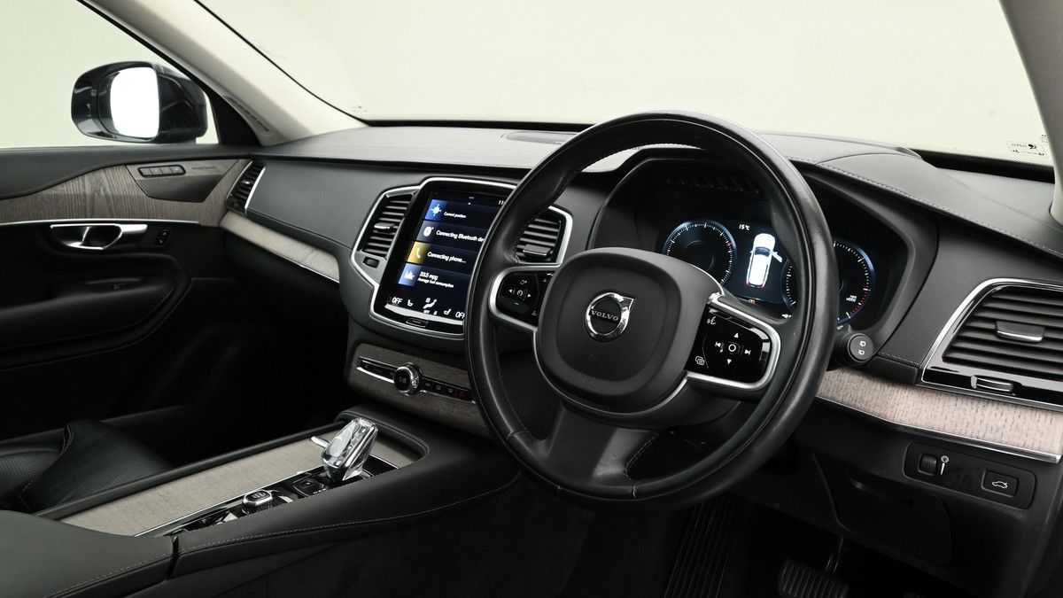 More views of Volvo XC90