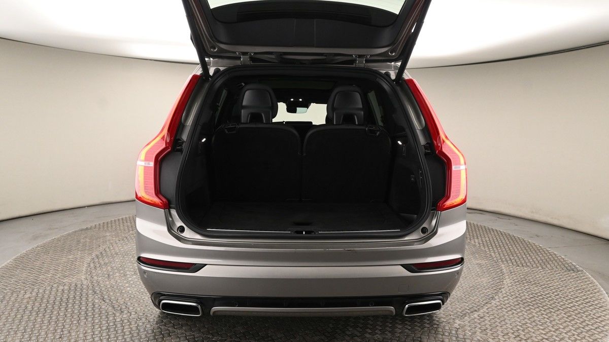 More views of Volvo XC90