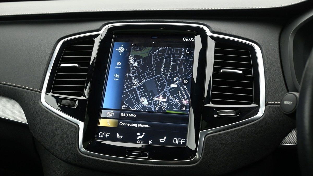 Volvo XC90 Image 11