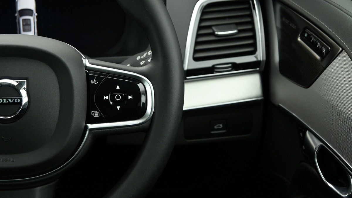 Volvo XC90 Image 16