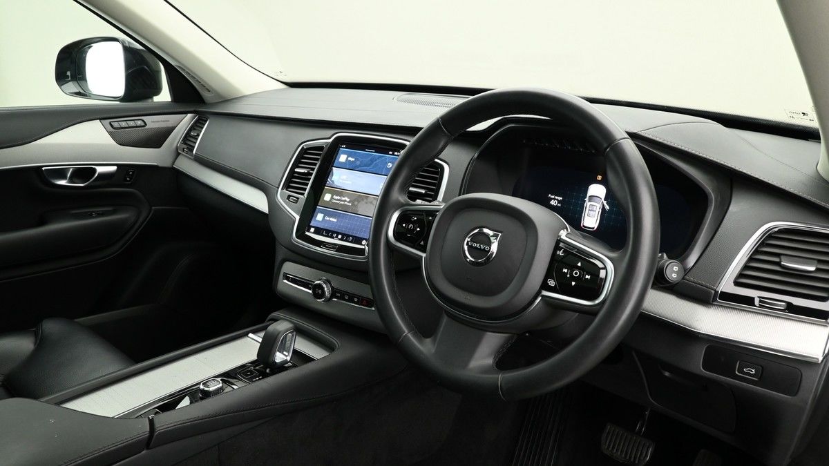 Volvo XC90 Image 3