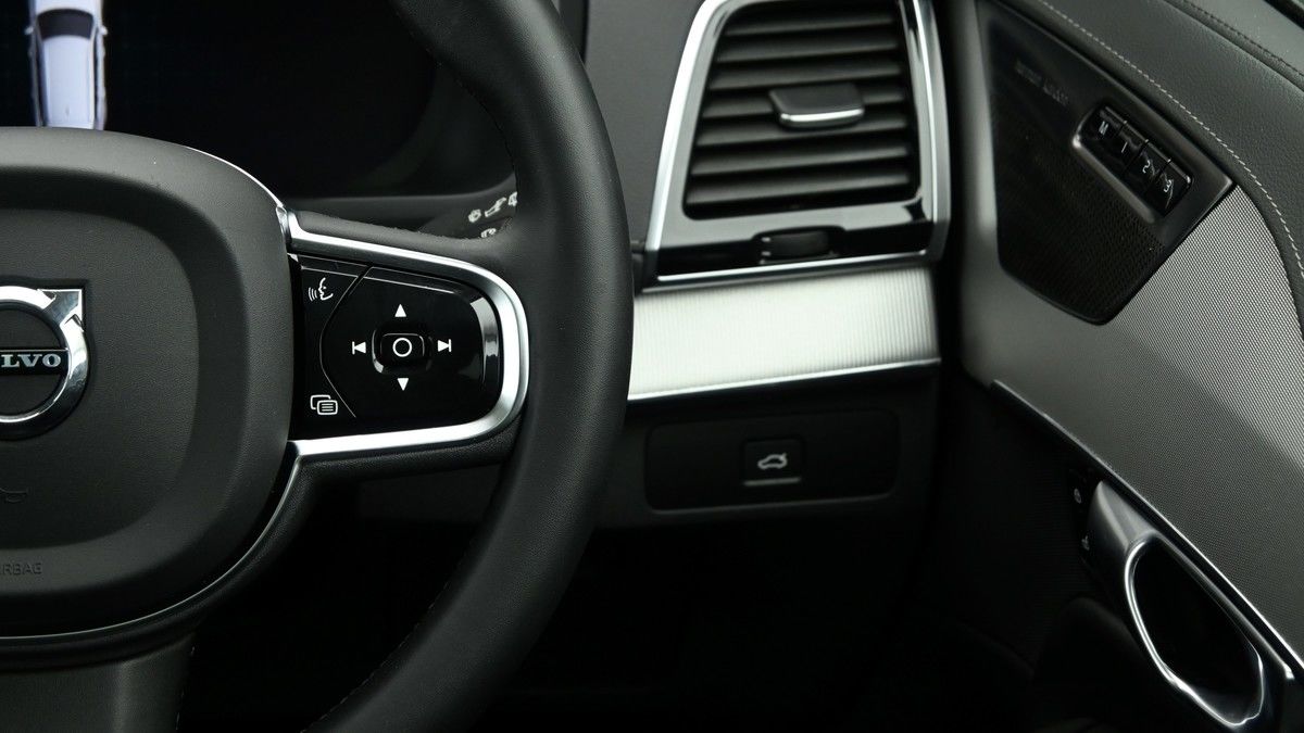 Volvo XC90 Image 16