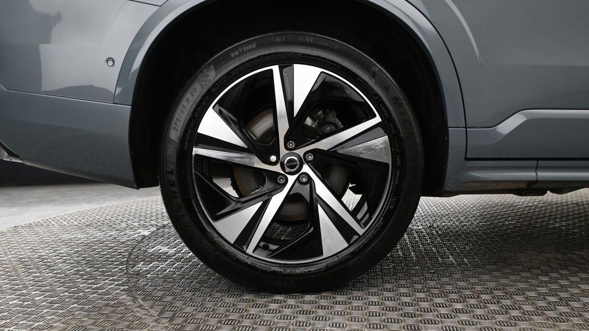 Volvo XC90 Image 9