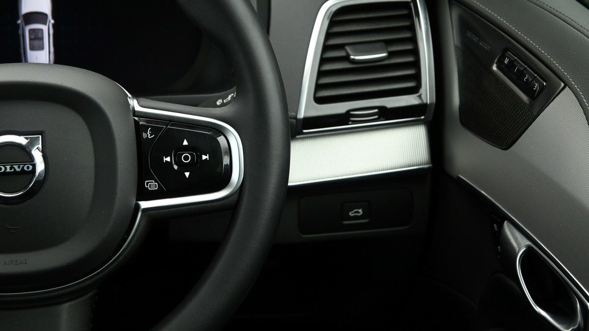 Volvo XC90 Image 16