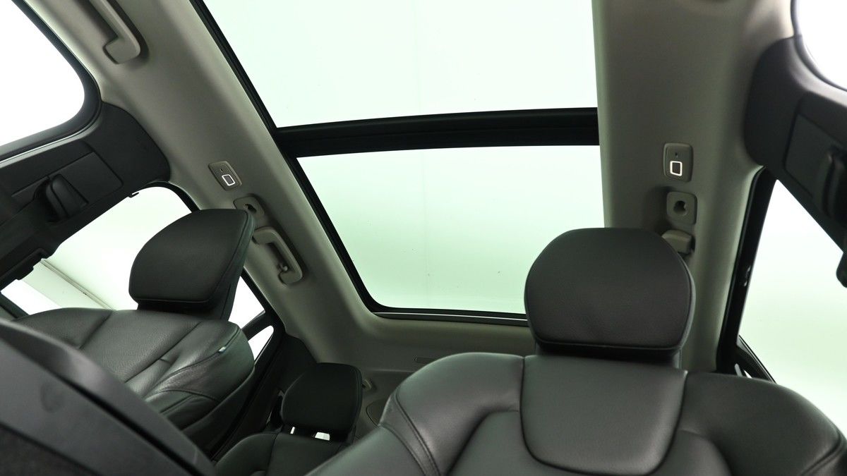 Volvo XC90 Image 2