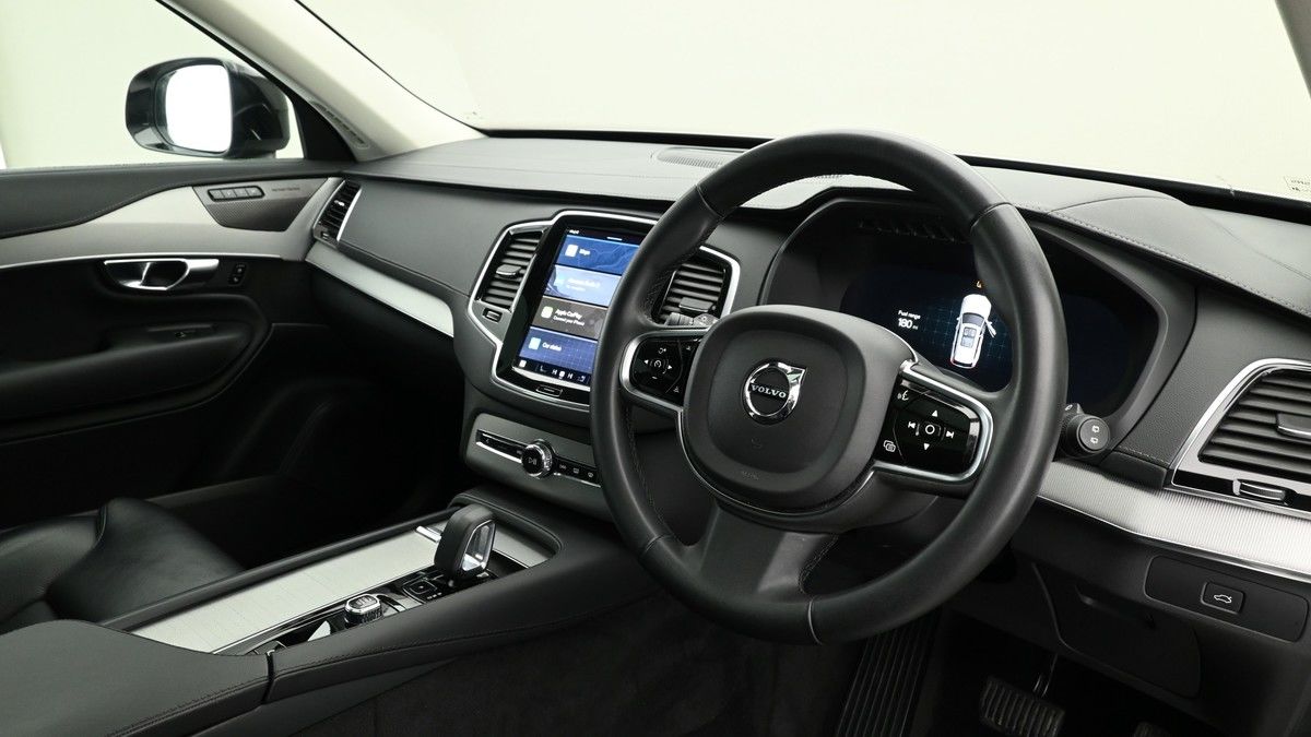 Volvo XC90 Image 3