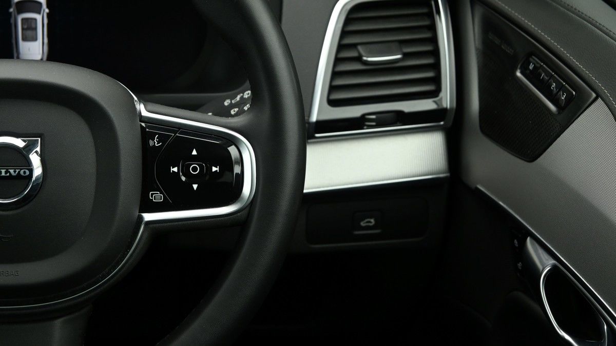 Volvo XC90 Image 16