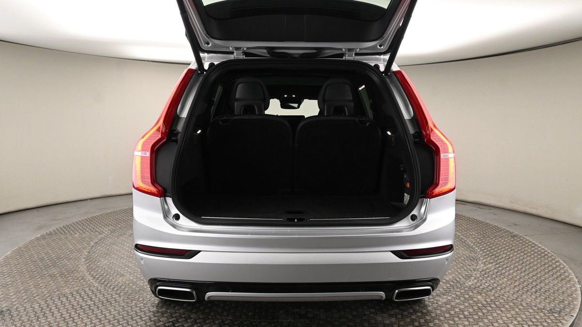 More views of Volvo XC90