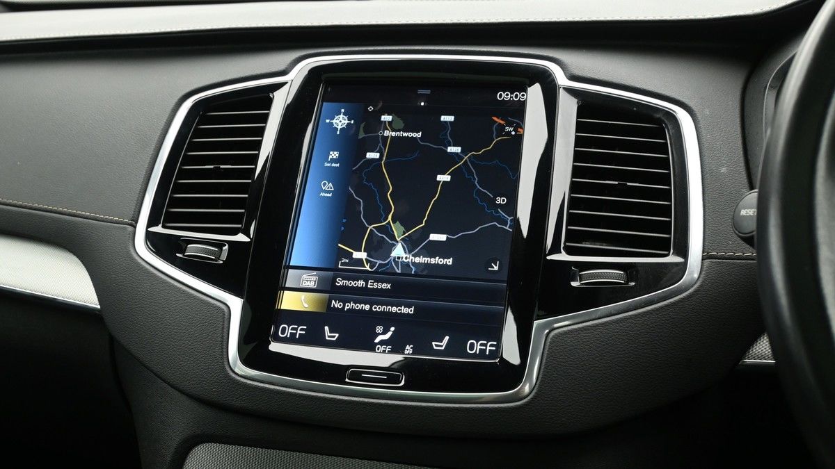 Volvo XC90 Image 11