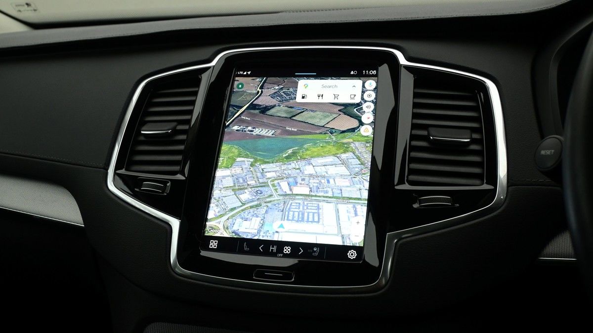 Volvo XC90 Image 11