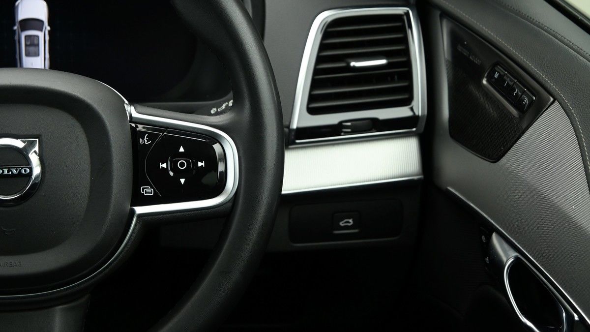 Volvo XC90 Image 16