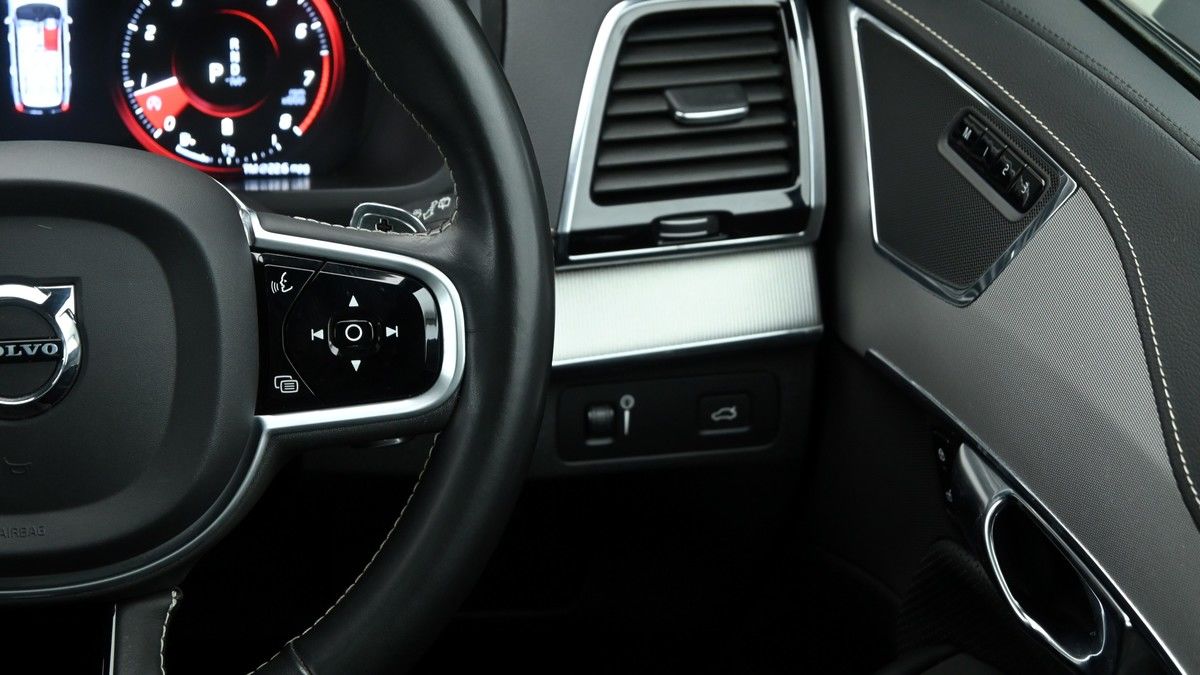 Volvo XC90 Image 16