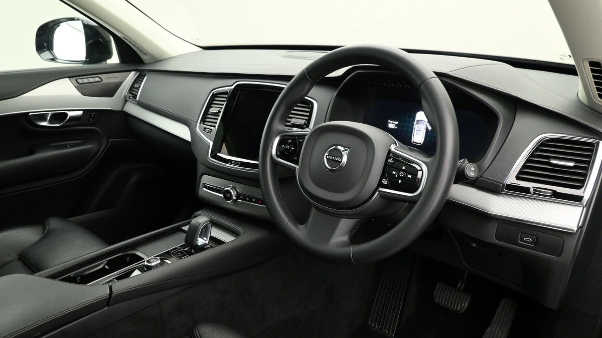 Volvo XC90 Image 3