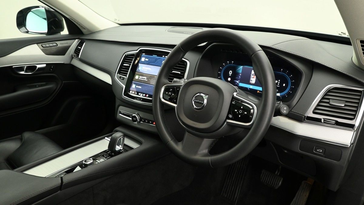 Volvo XC90 Image 3