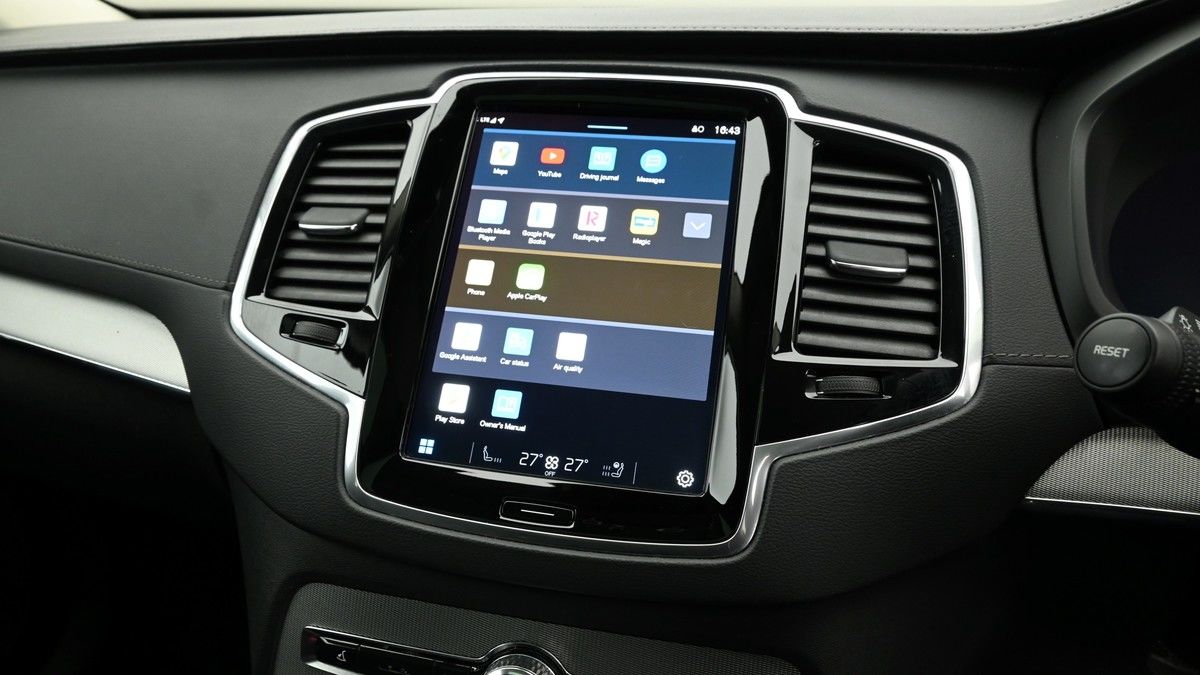 Volvo XC90 Image 11