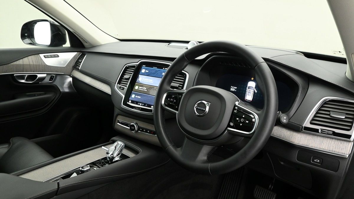 Volvo XC90 Image 3