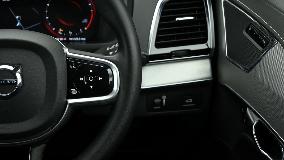 Volvo XC90 Image 16